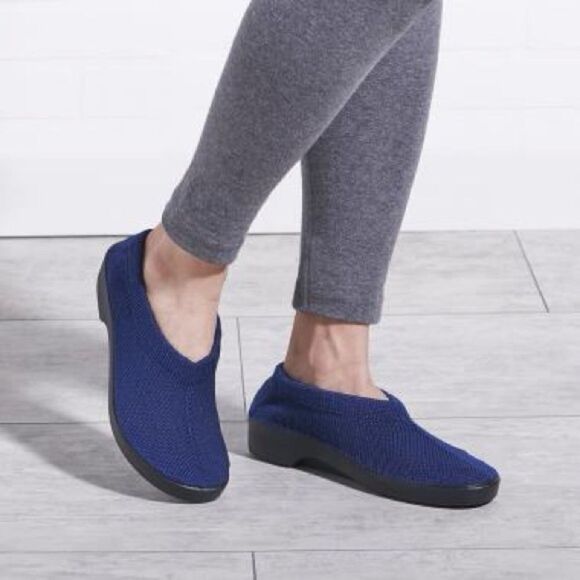 ARCOPEDICO Women’s Softs 09/1061 Navy Knit Slip-Ons in the Size 40/ 9 US - Picture 1 of 16